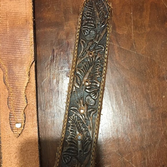 HAND TOOLED LEATHER EAGLE BELTS SIZE S - Picture 4 of 7